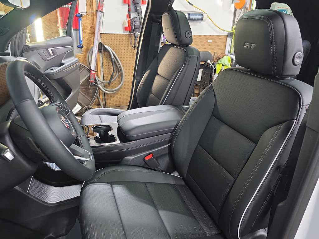 New 2026 Buick Enclave Sport Touring w/ Power Package image 17