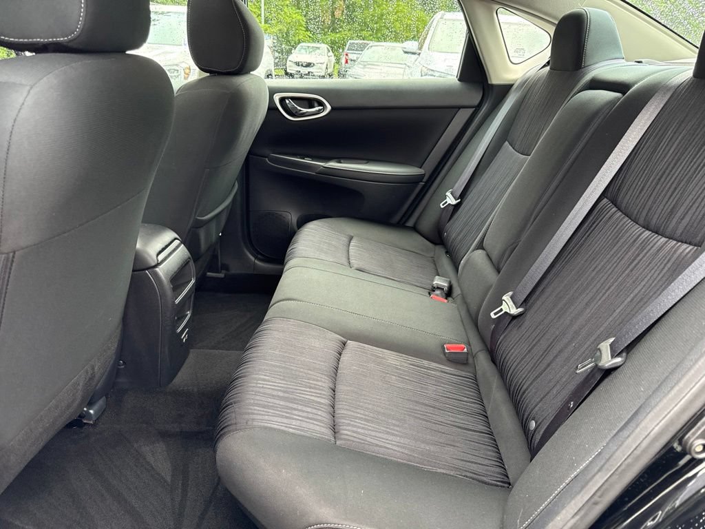 Used 2019 Nissan Sentra SV w/ Special Edition Package FWD image 12