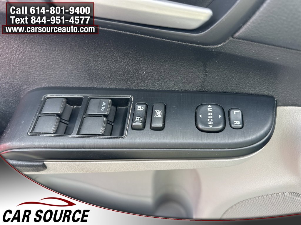 Used 2012 Toyota Camry LE image 13