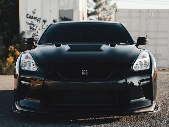 Used 2019 Nissan GT-R Premium w/ Premium Interior Package image 8