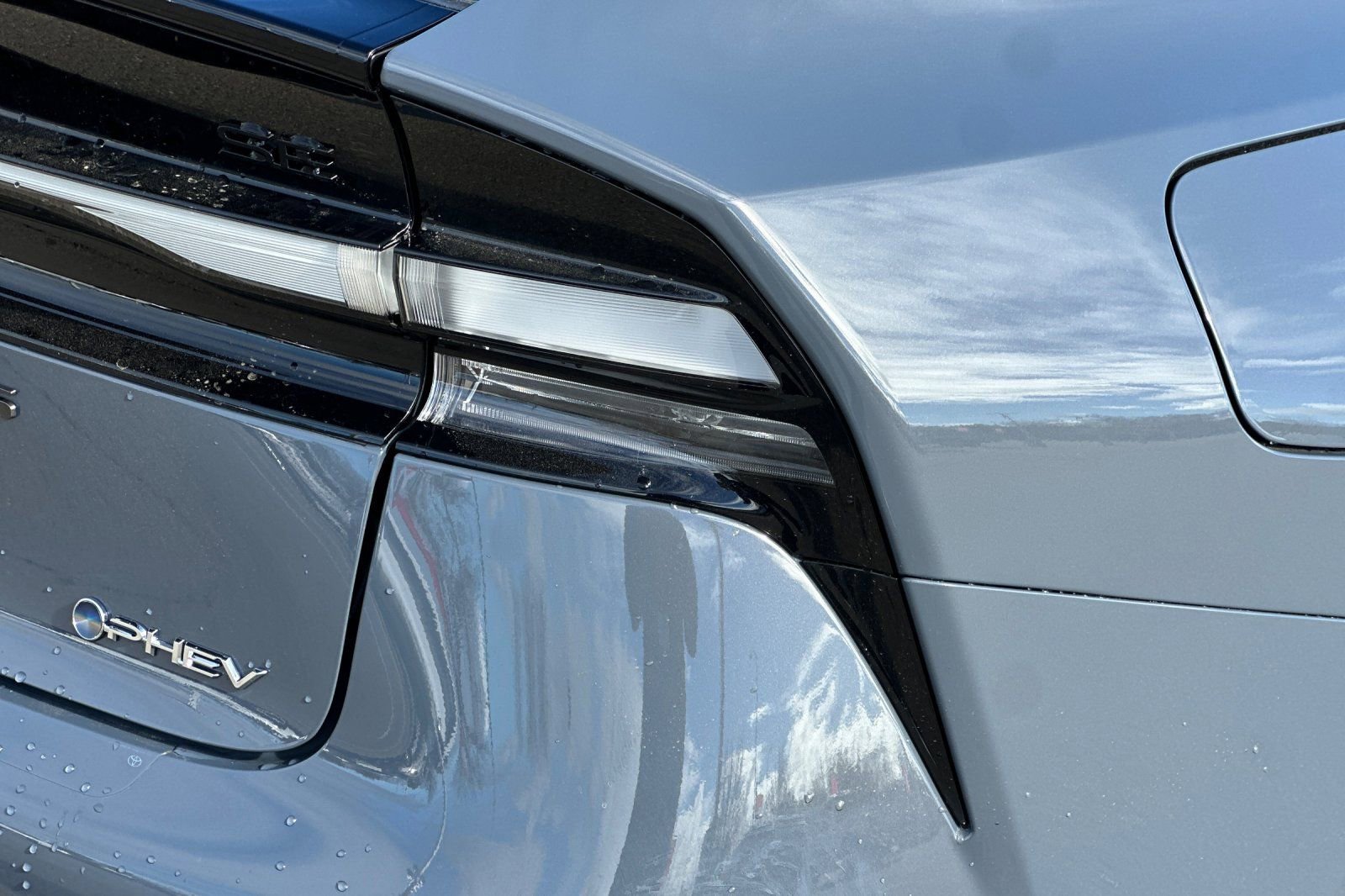 Used 2026 Toyota Prius Plug-In Hybrid image 30