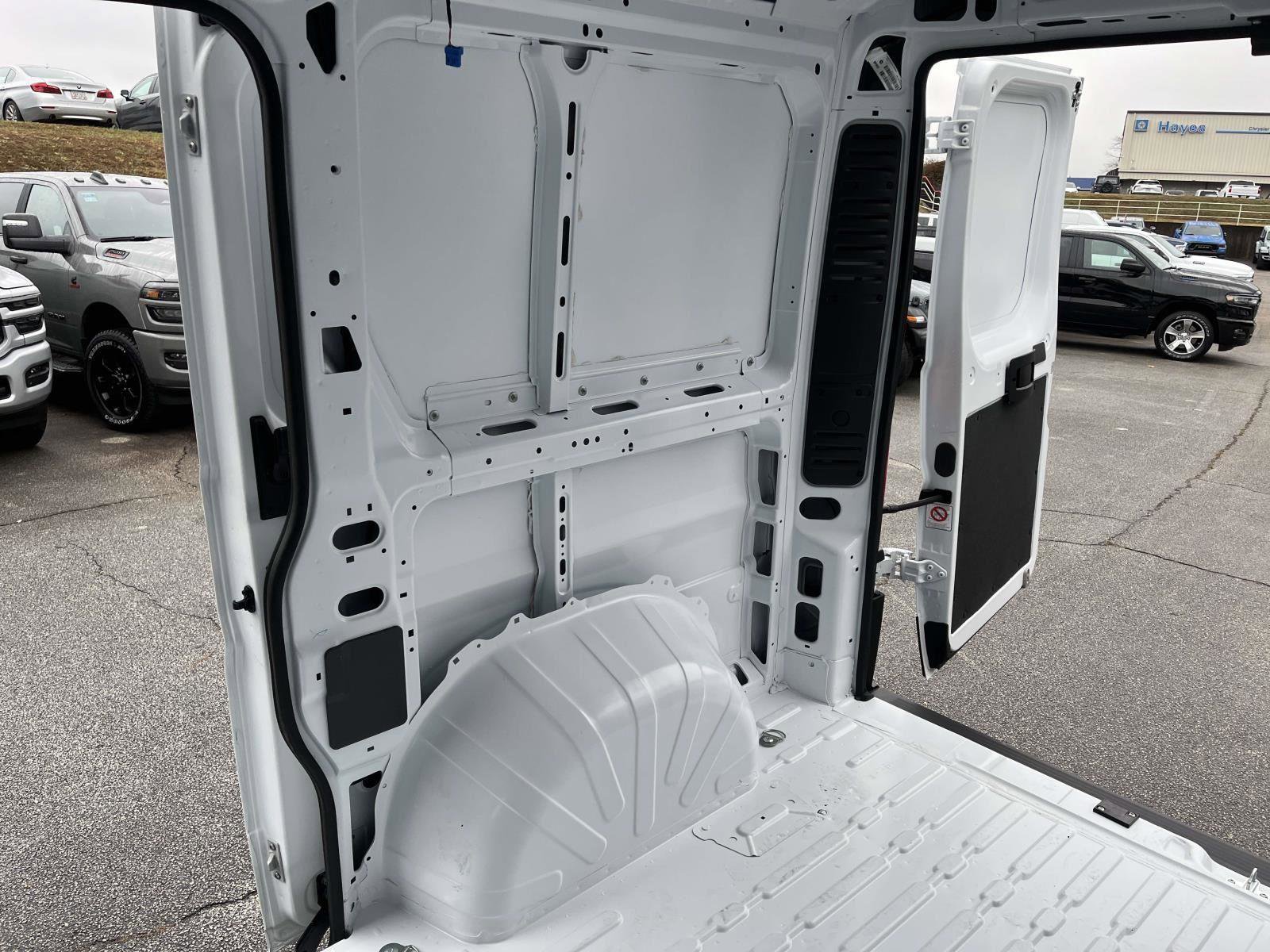New 2026 RAM ProMaster 1500 FWD image 14