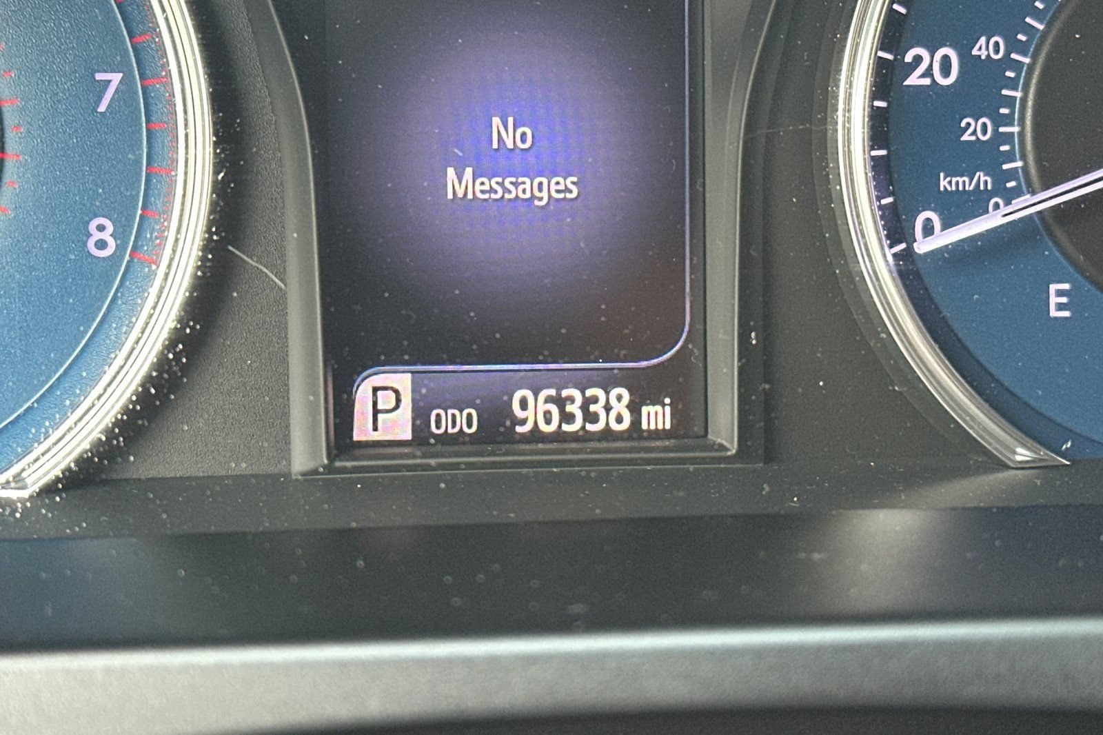 Used 2016 Toyota Camry LE FWD image 24