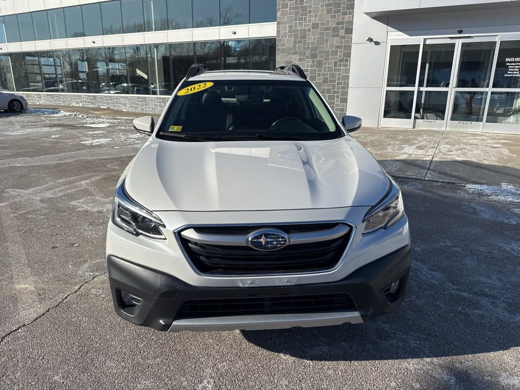 Used 2022 Subaru Outback Limited image 6