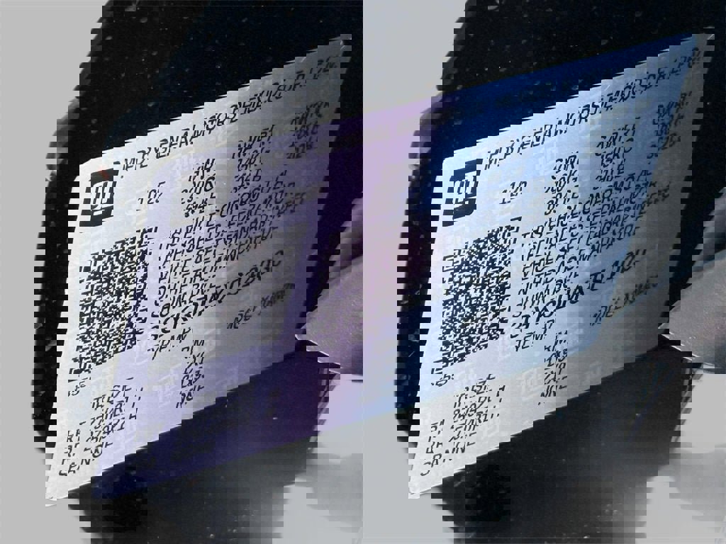 New 2026 Cadillac Optiq Luxury 2 image 21