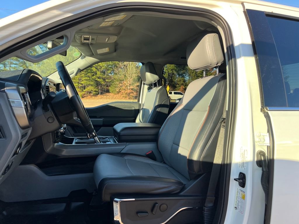 Used 2024 Ford F150 Lariat w/ FX4 Off-Road Package image 9