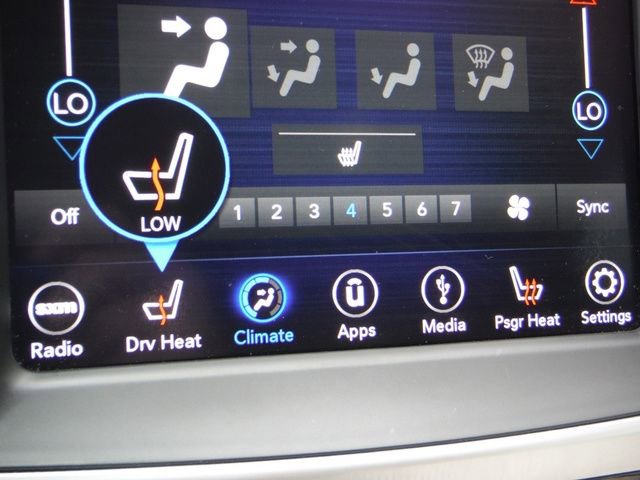 Certified 2018 Chrysler 300 Touring L image 26