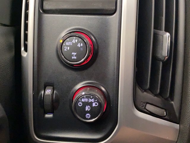 Used 2015 GMC Sierra 1500 SLT w/ SLT Crew Cab Value Package AWD/4WD image 29