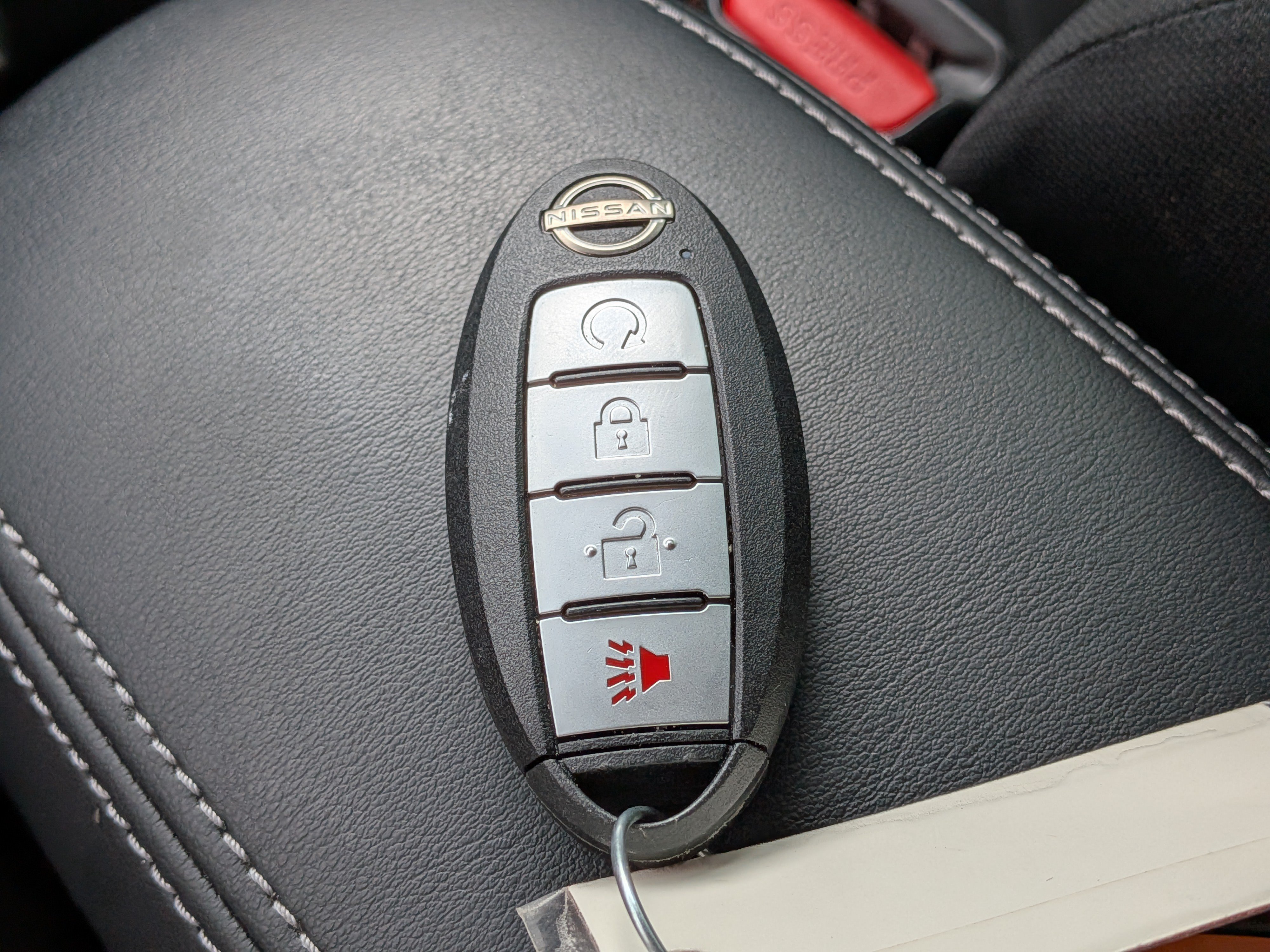 Used 2022 Nissan Kicks SR w/ Interior Electronics Package FWD image 33