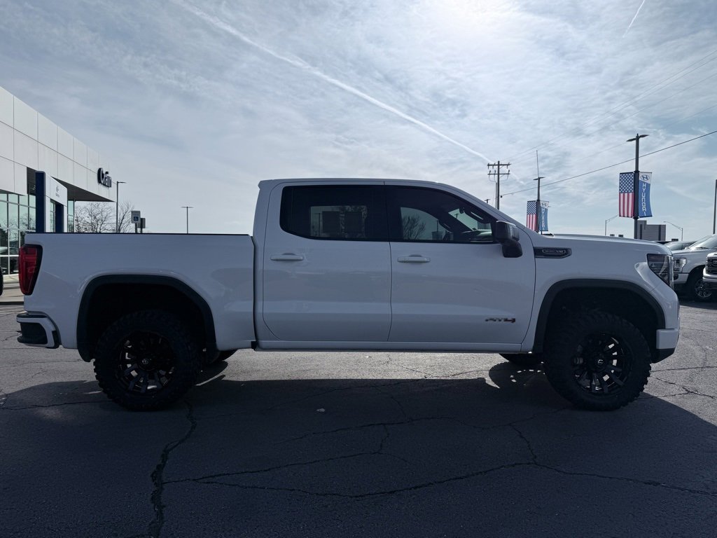 Used 2023 GMC Sierra 1500 AT4 w/ AT4 Preferred Package image 8