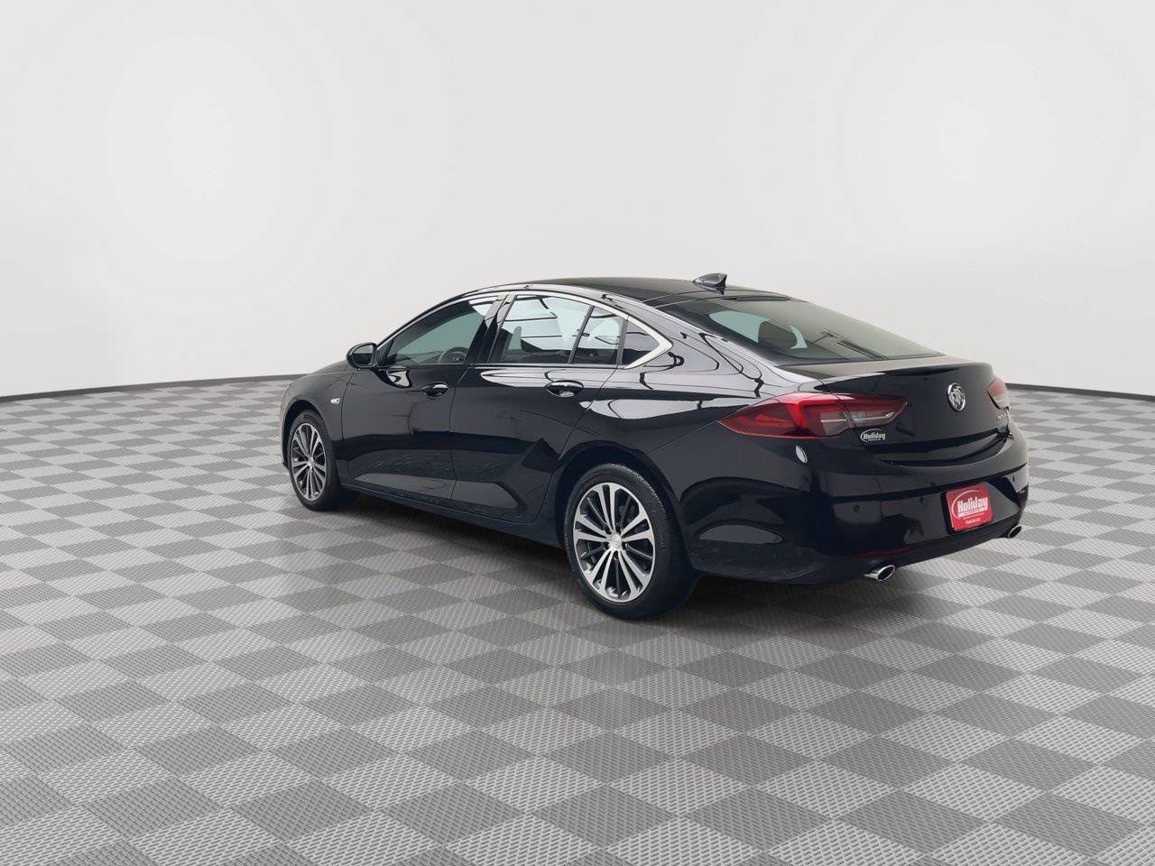 Certified 2020 Buick Regal Essence FWD image 38