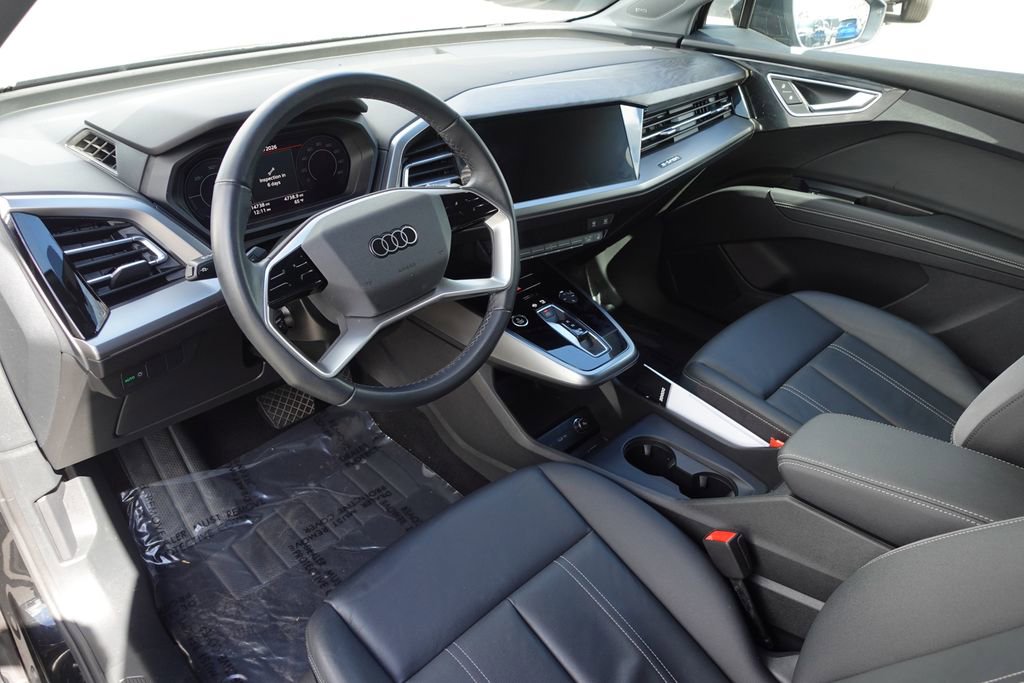 Used 2023 Audi Q4 e-tron Premium Plus w/ Premium Plus image 9