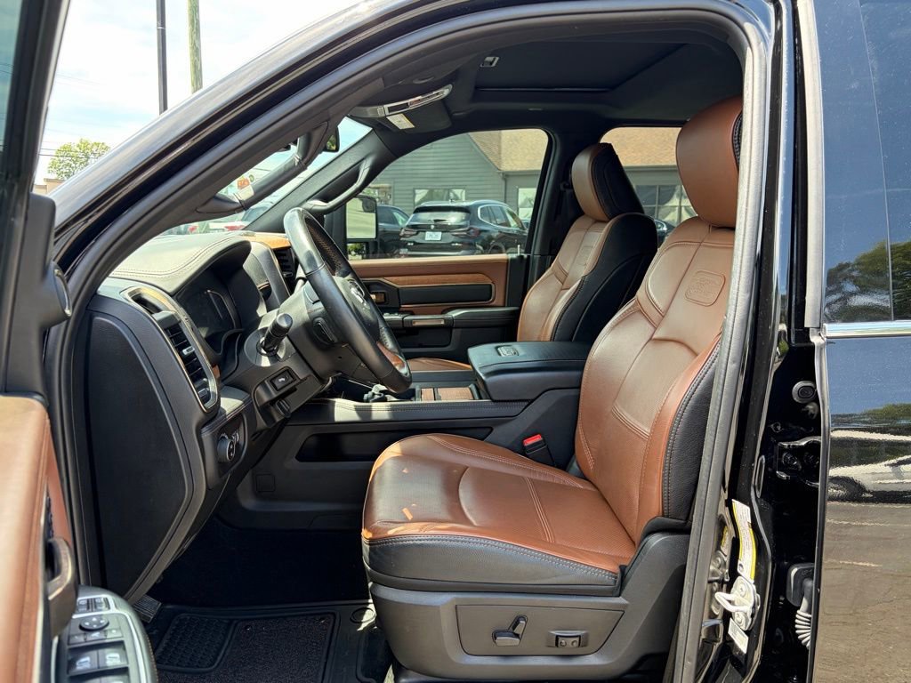 Used 2023 RAM 3500 Limited AWD/4WD image 4