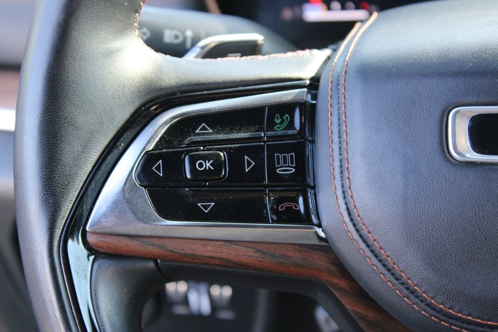 Used 2021 Jeep Grand Cherokee L Summit w/ Advanced Protech Group IV AWD/4WD image 33