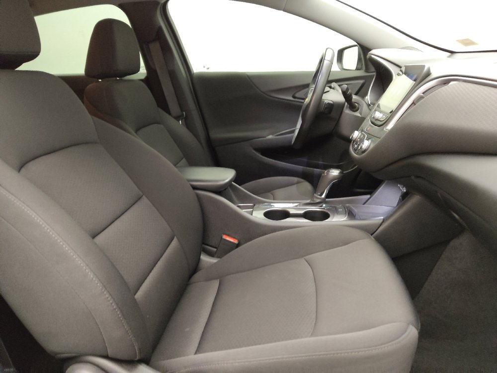 Used 2019 Chevrolet Malibu RS FWD image 21