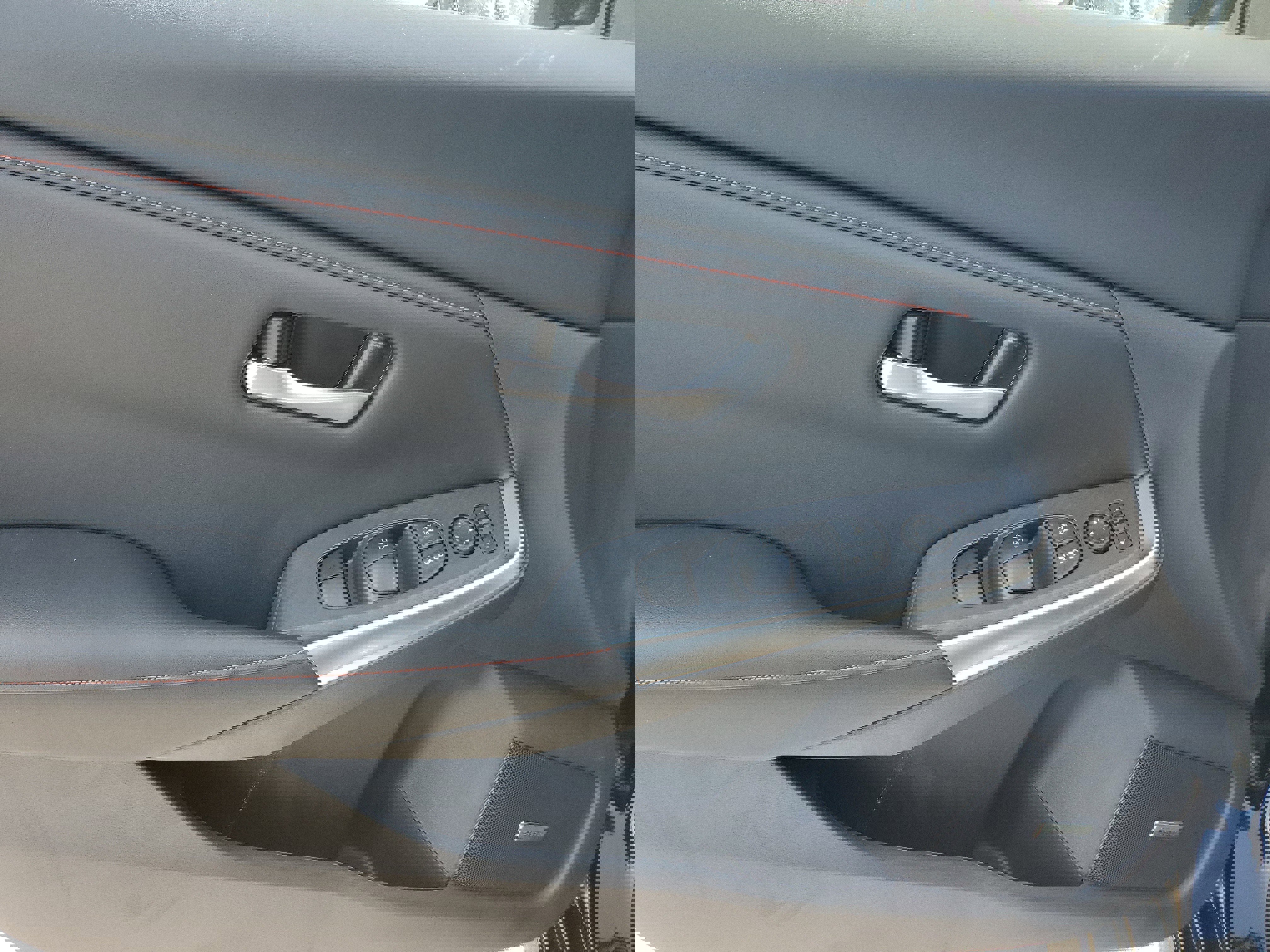 New 2025 Nissan Sentra SR w/ SR Premium Package image 18