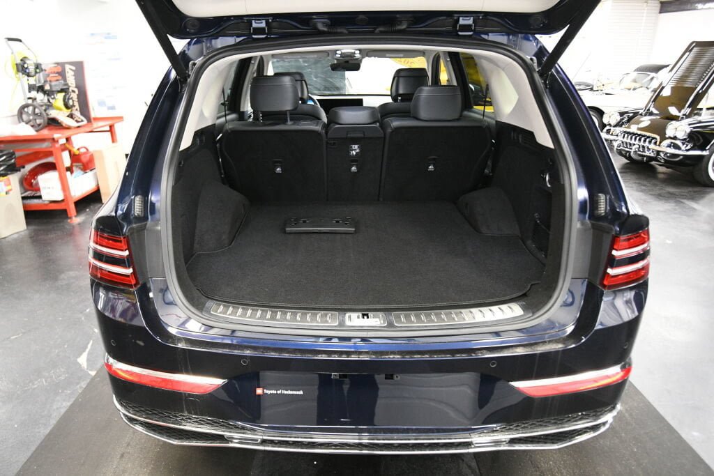 Used 2025 Genesis GV80 2.5T Standard AWD/4WD image 24