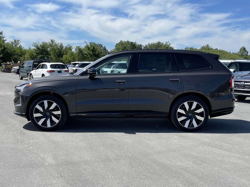 New 2025 Volvo EX90 Plus w/ Protection Package Premier image 22