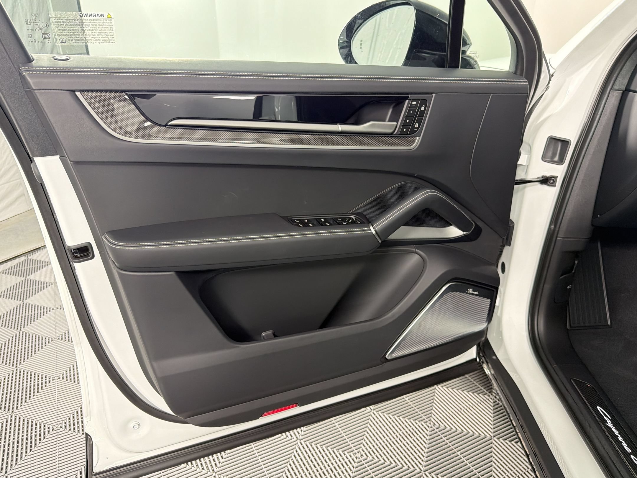 New 2026 Porsche Cayenne GTS AWD/4WD image 25