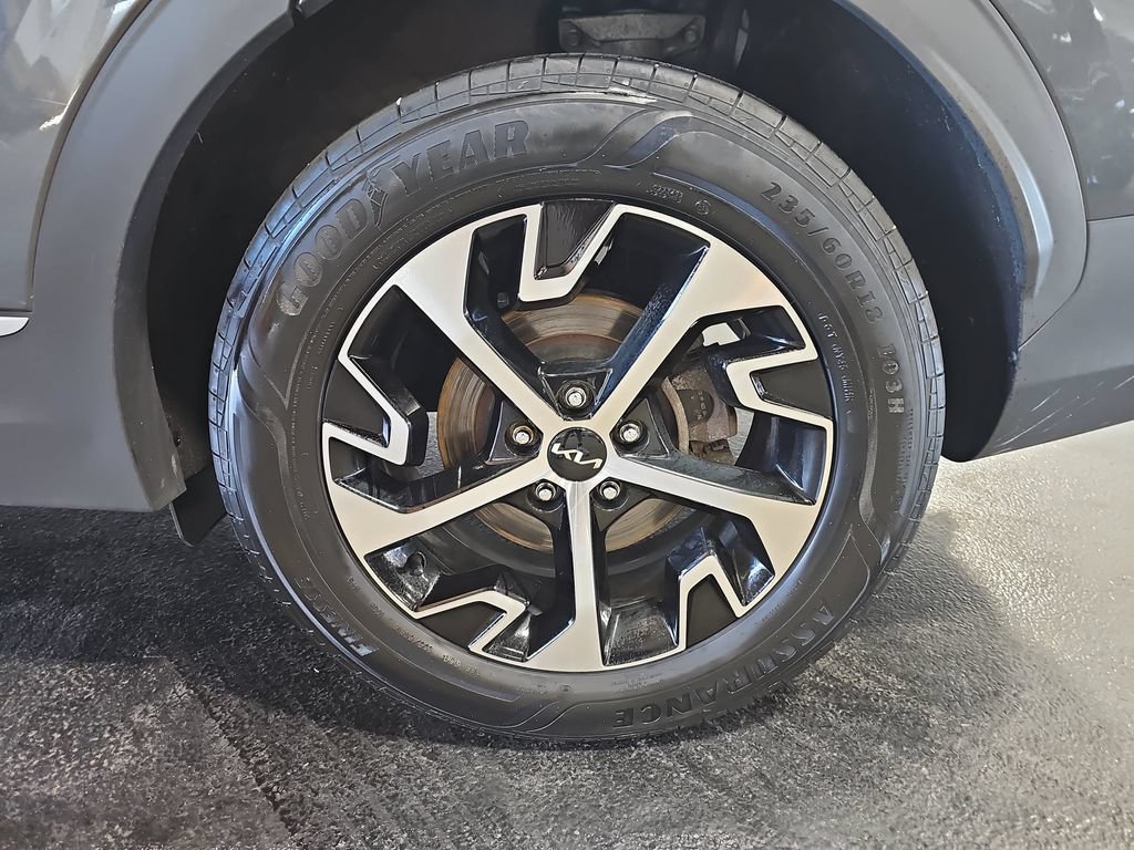 Used 2024 Kia Sportage EX AWD/4WD image 33