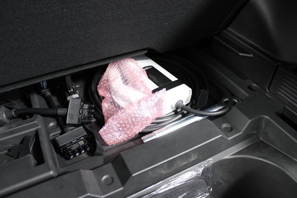 Used 2024 Chevrolet Equinox EV RS w/ Active Safety Package 3 AWD/4WD image 30