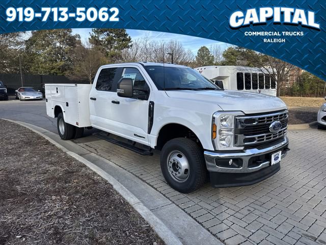 New 2026 Ford F350 XL w/ XL Chrome Package image 2