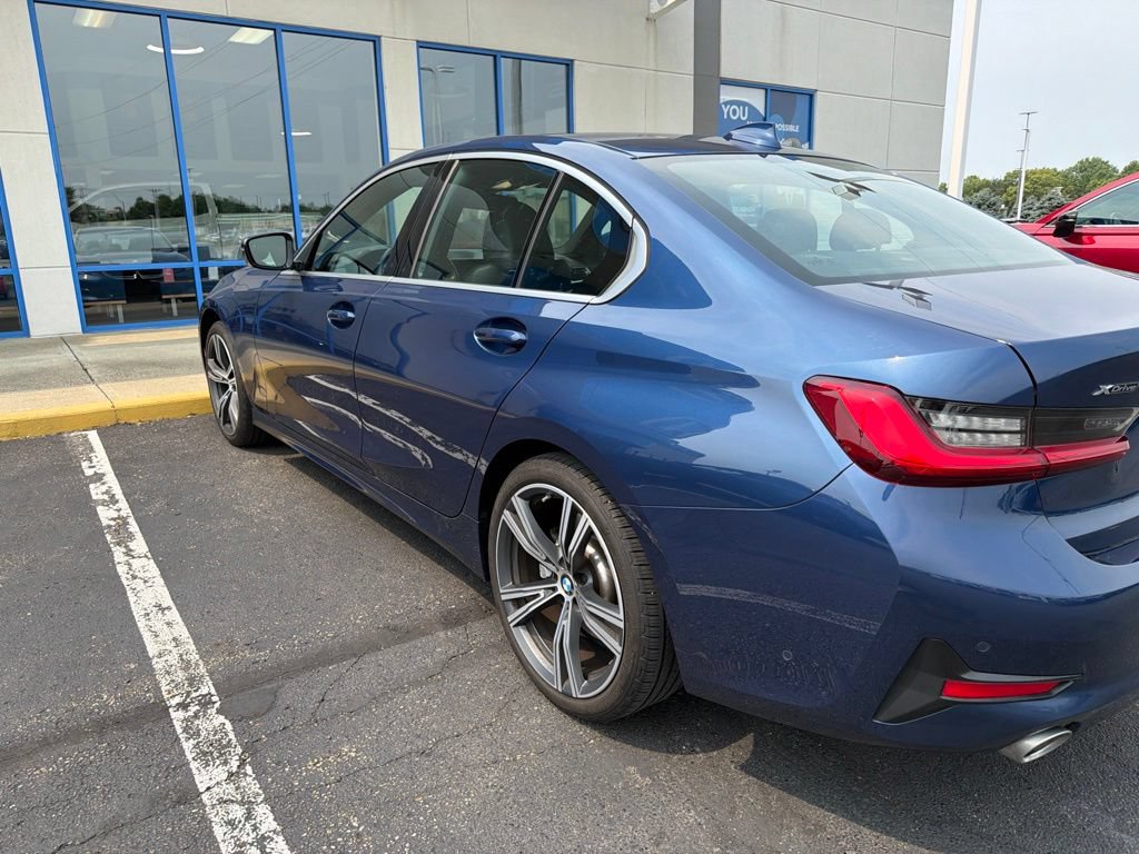 Used 2021 BMW 330i xDrive Sedan w/ Premium Package AWD/4WD image 6