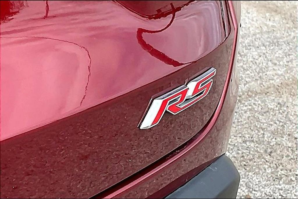 Used 2024 Chevrolet Trax RS FWD image 31