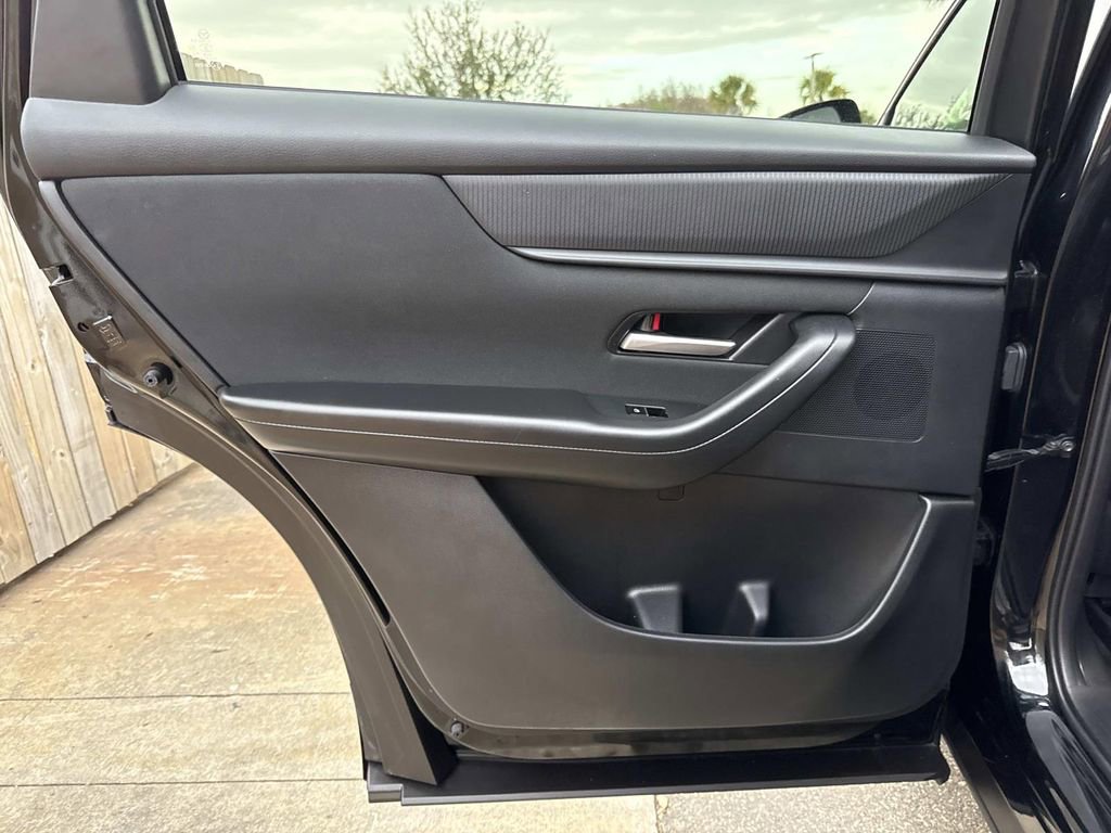 Certified 2025 MAZDA CX-90 3.3 Turbo w/ Select Package image 16