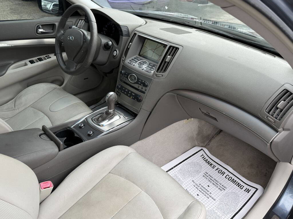 Used 2010 INFINITI G37 Journey w/ Premium Pkg image 21