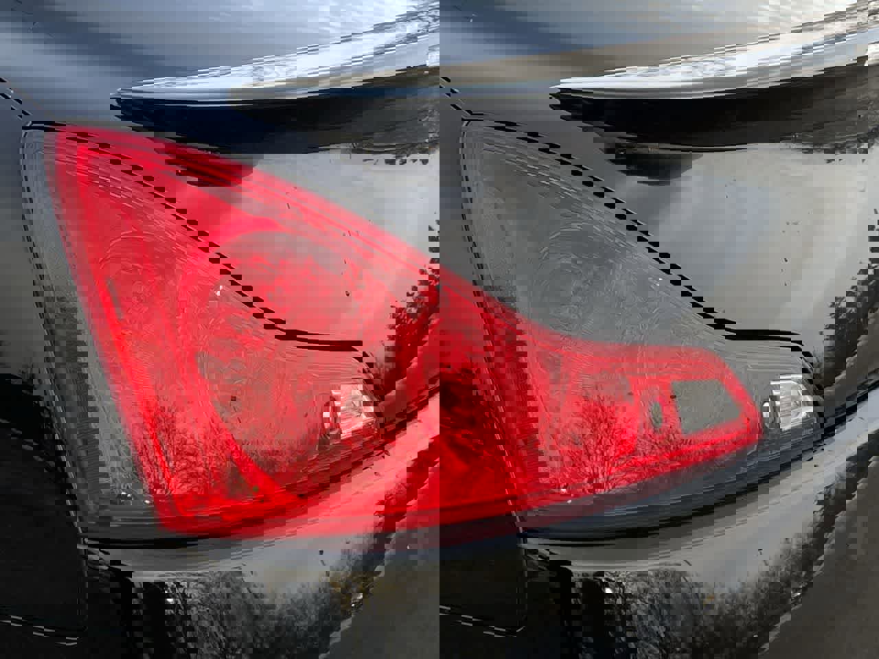 Used 2012 INFINITI G37 x w/ Premium Pkg image 33