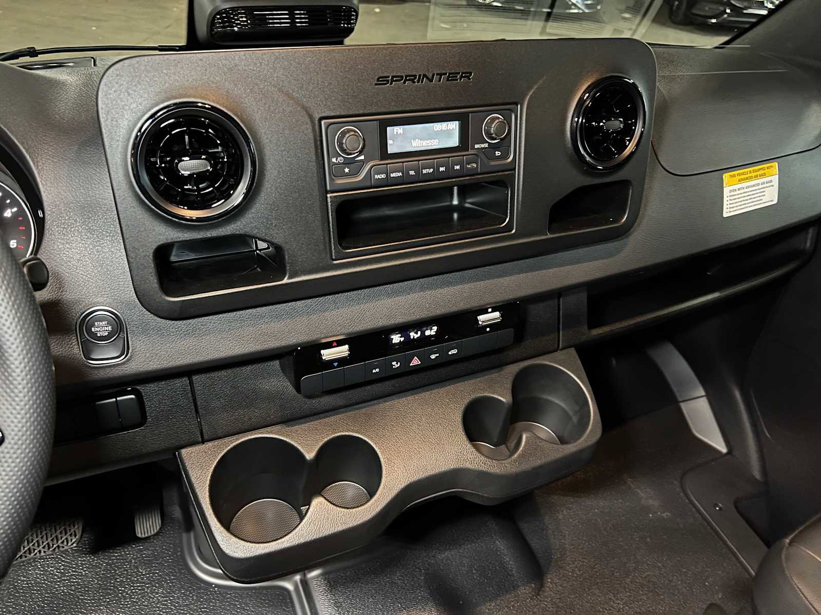 Used 2025 Mercedes-Benz Sprinter 2500 image 29