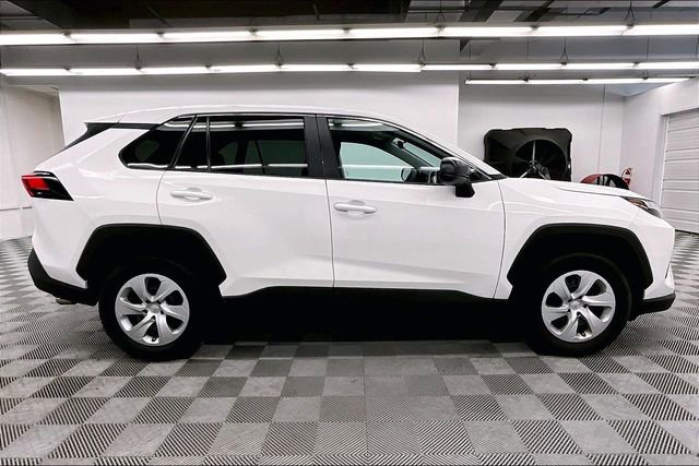 Used 2025 Toyota RAV4 LE image 15