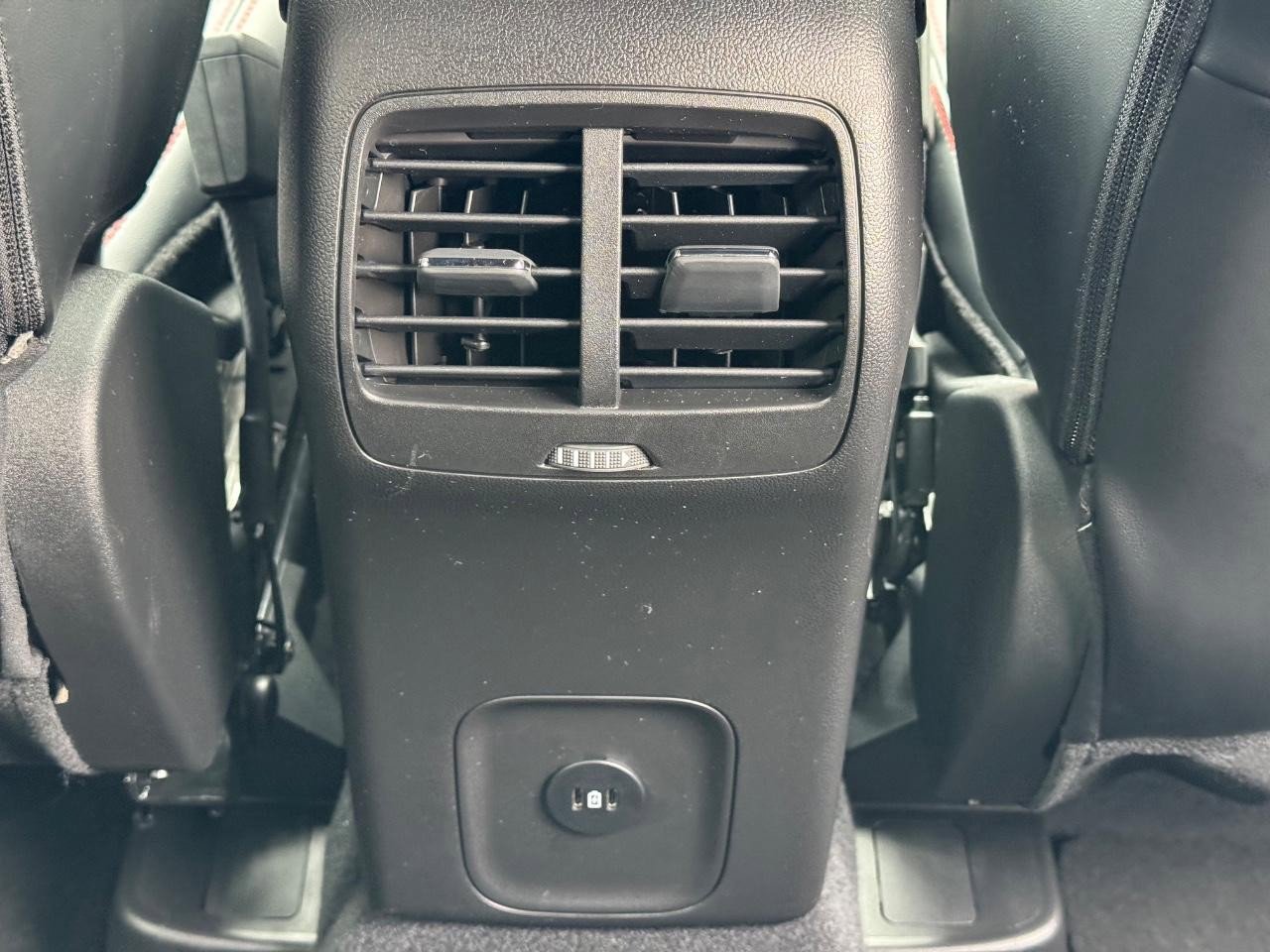 Used 2023 Ford Escape ST-Line Select w/ Tech Pack #2 image 17