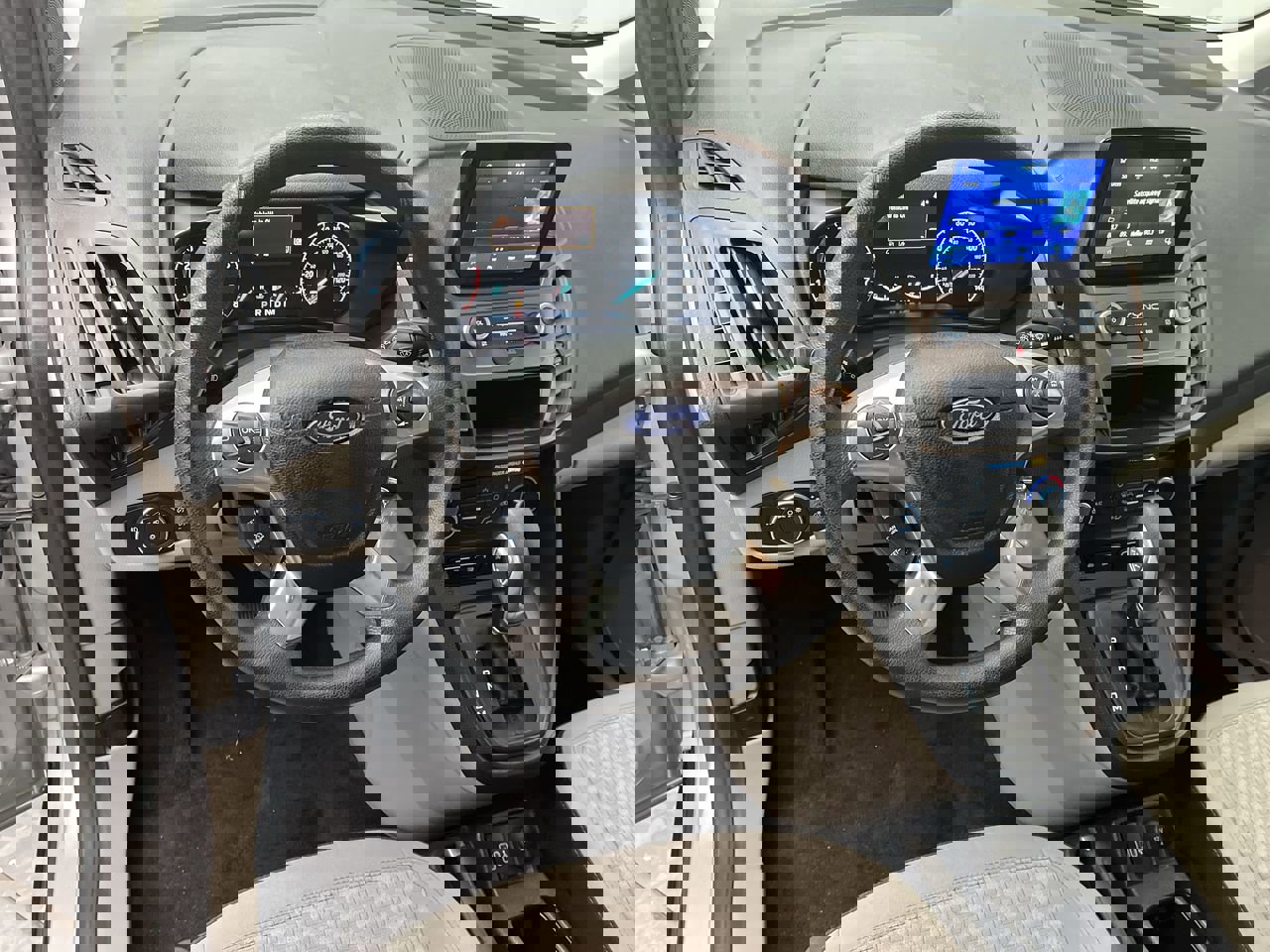 Certified 2023 Ford Transit Connect XLT image 11