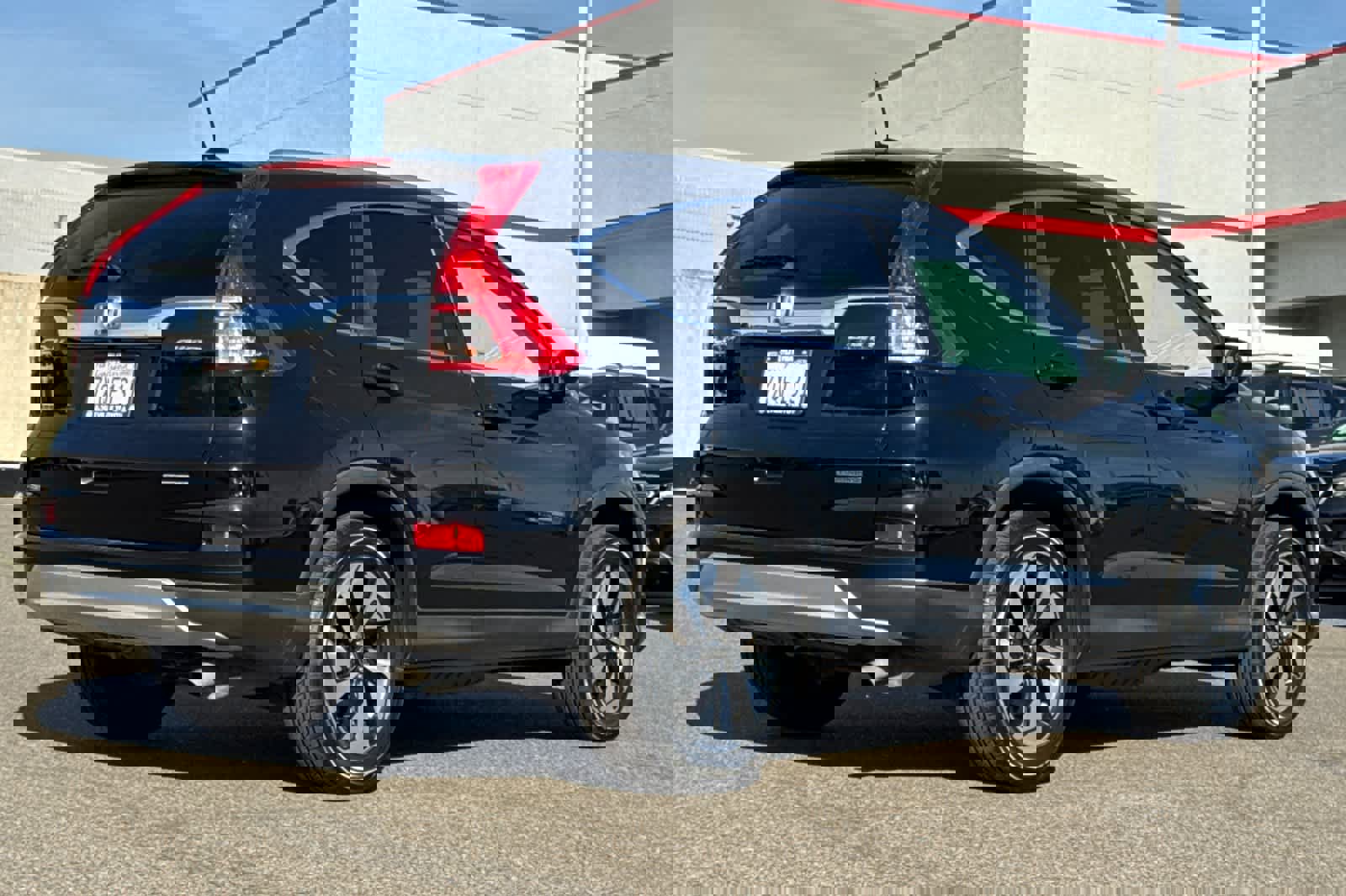 Used 2016 Honda CR-V Touring image 2