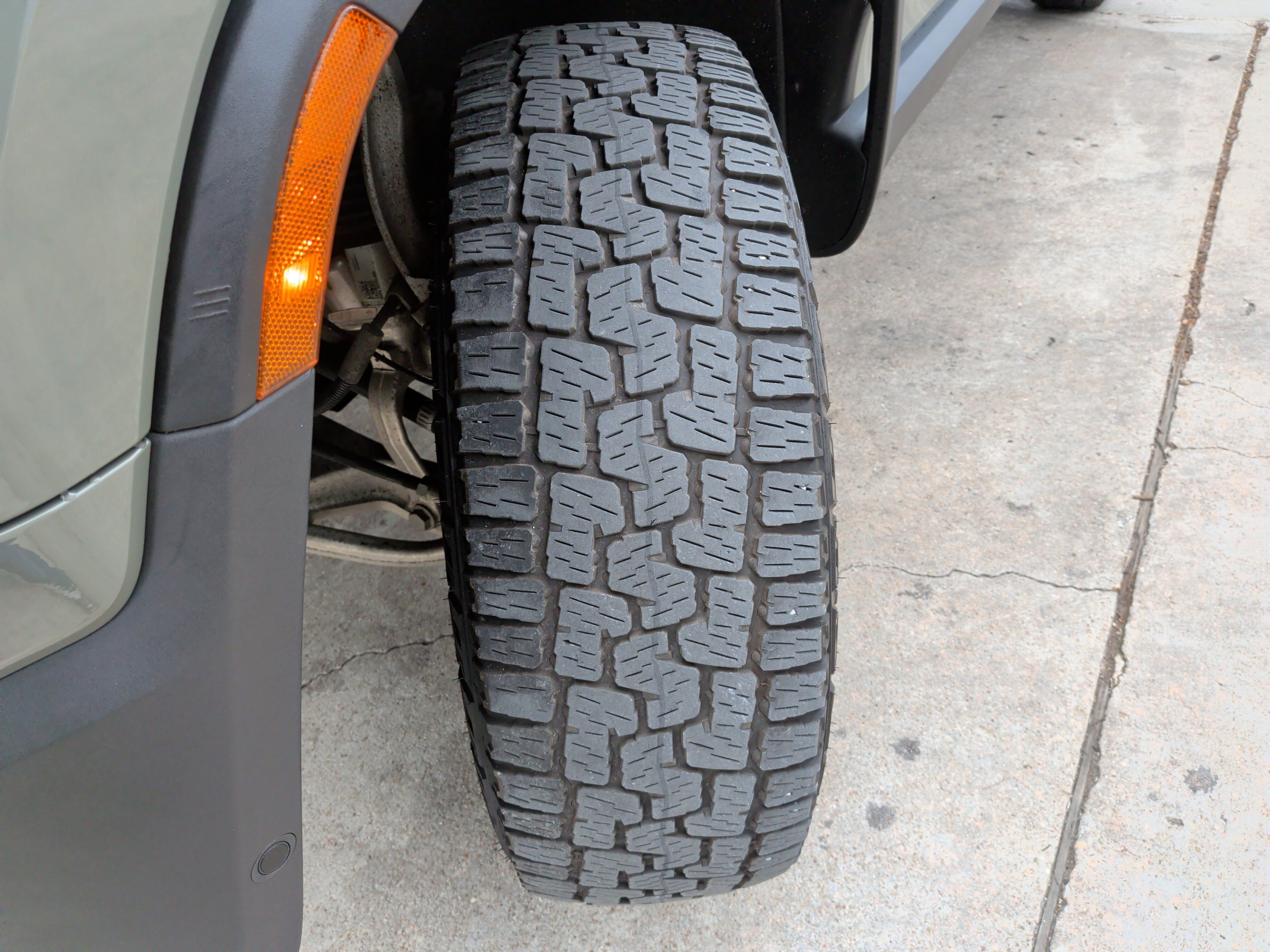 Used 2023 Rivian R1T Launch Edition image 12