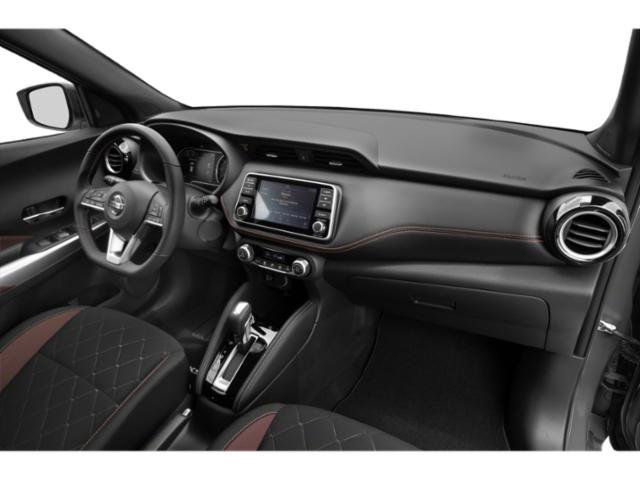 Used 2020 Nissan Kicks SR w/ SR Premium Package FWD image 18