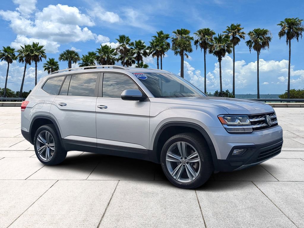 Used 2019 Volkswagen Atlas SE w/ Towing Package image 2