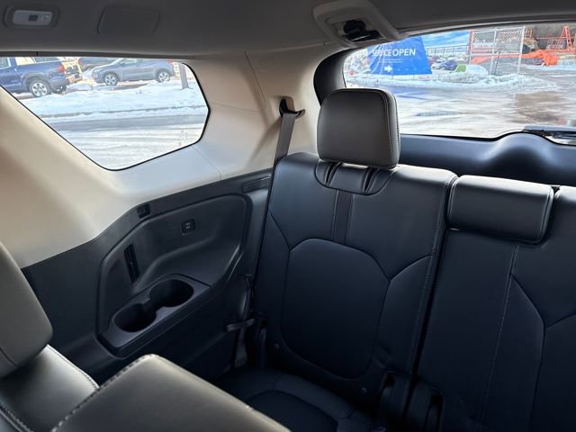 Used 2025 Honda Pilot EX-L image 20