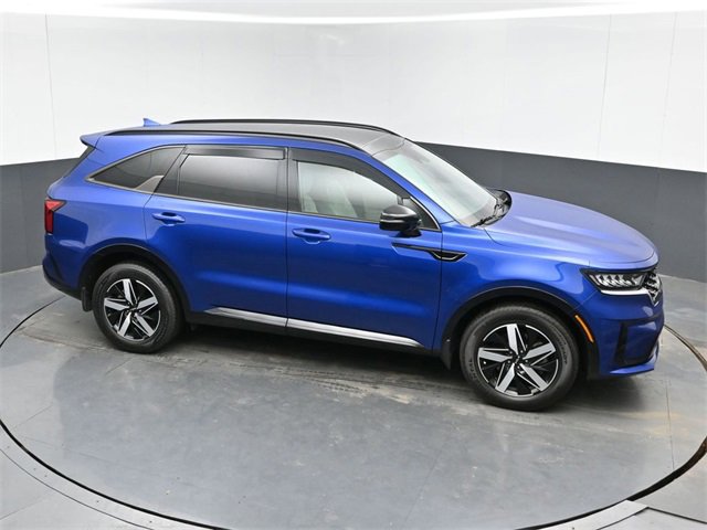 Used 2023 Kia Sorento S w/ Panoramic Sunroof Package