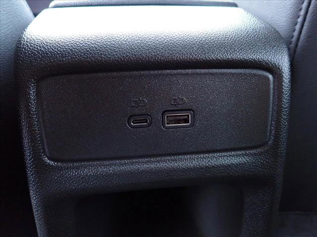 New 2026 Chevrolet Trax RS w/ Sunroof Package image 10