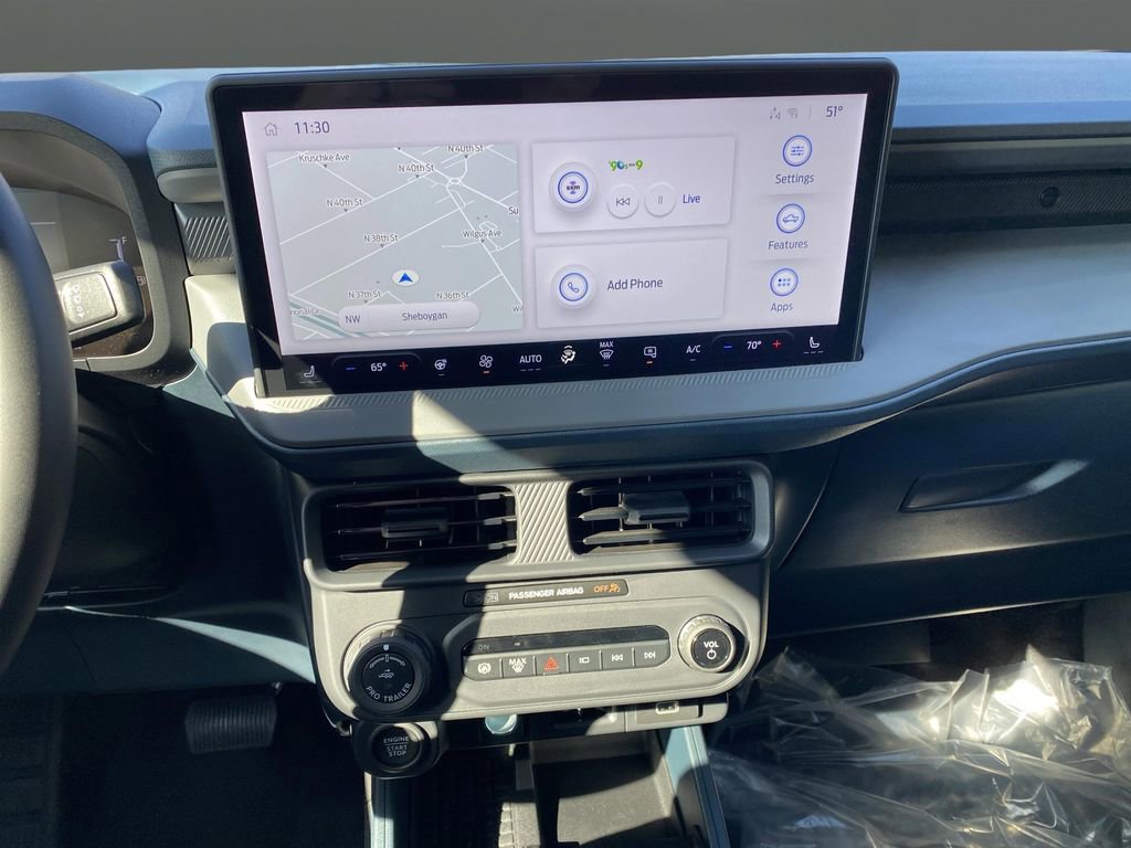 New 2025 Ford Maverick Lariat w/ Black Appearance Package image 9