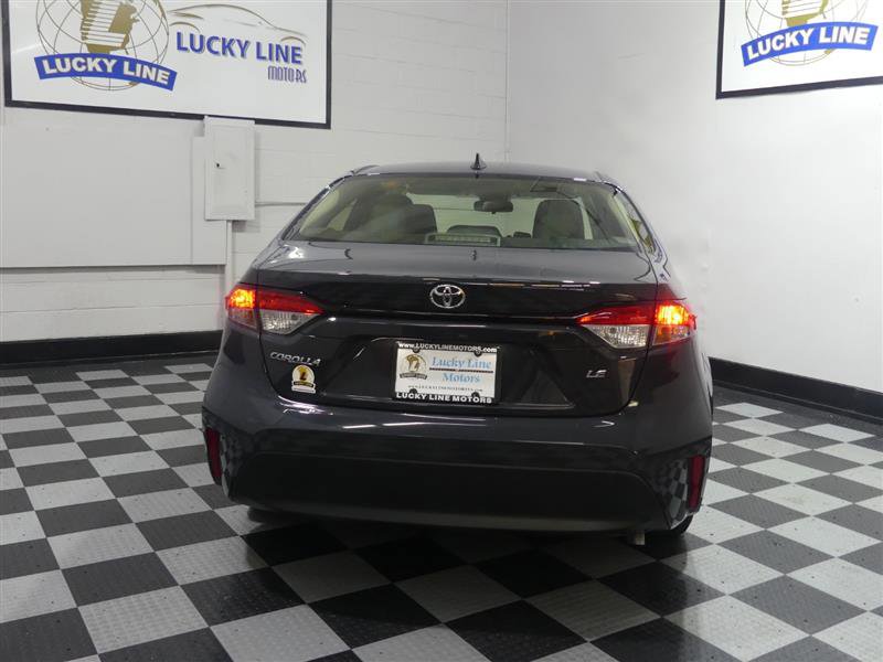 Used 2023 Toyota Corolla LE w/ Carpet Mat Package (TMS) image 8