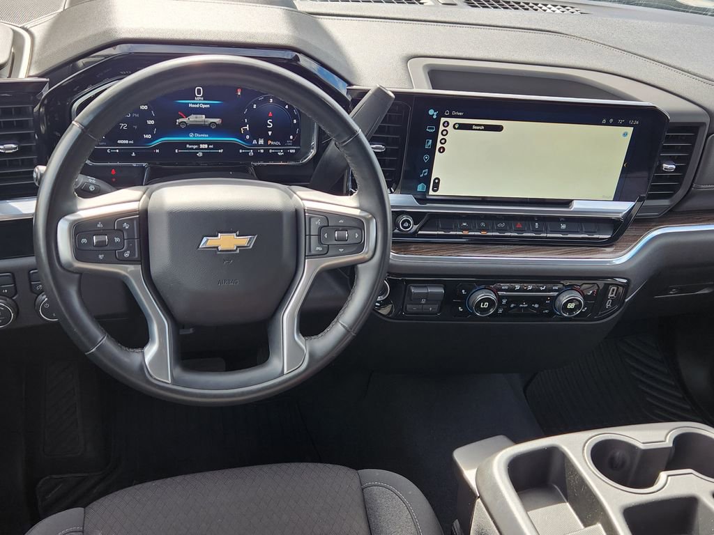 Used 2025 Chevrolet Silverado 1500 LT image 9
