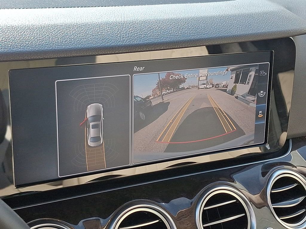 Used 2017 Mercedes-Benz E 300 image 19