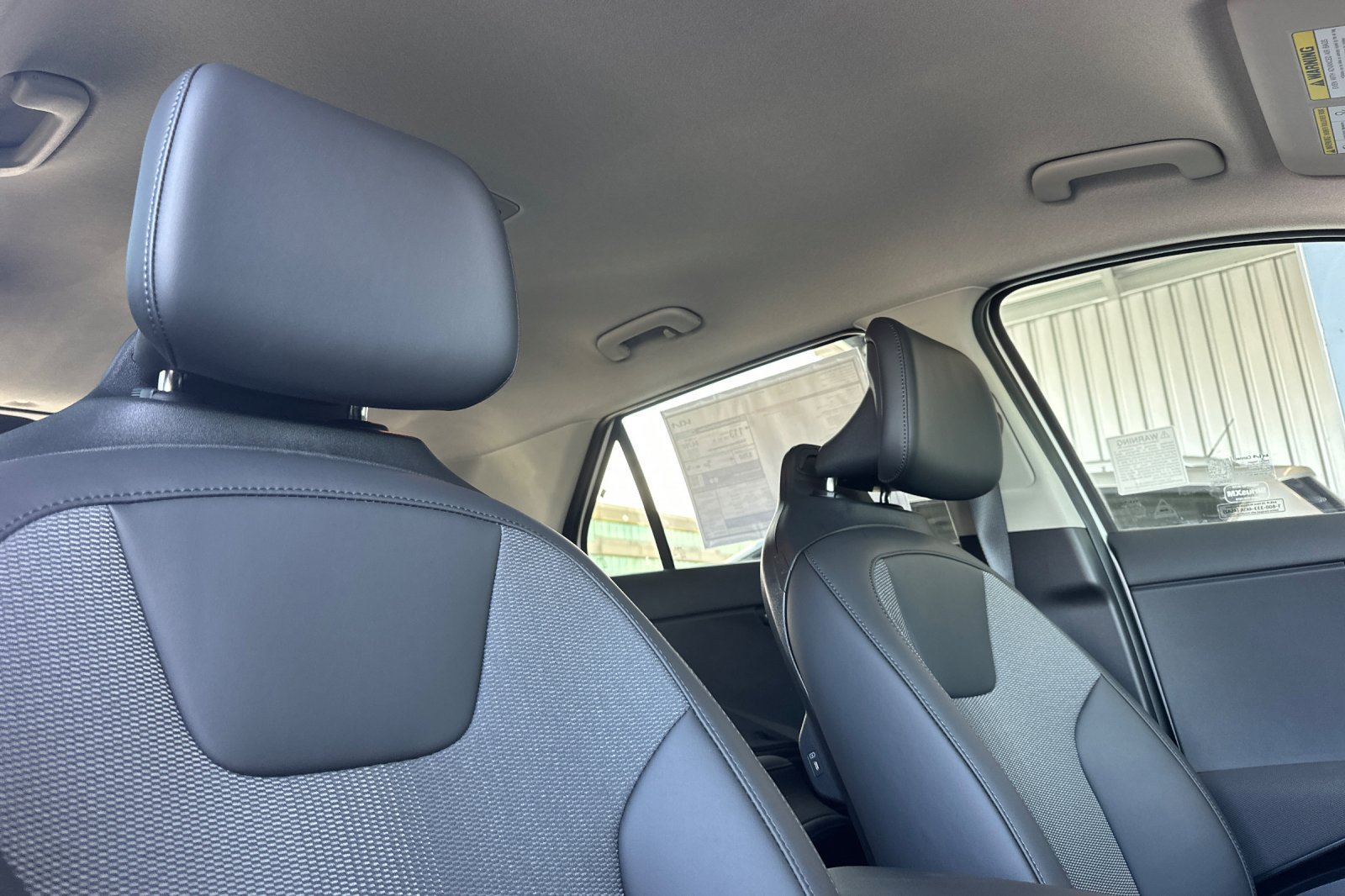 New 2026 Kia Niro Wind FWD image 17
