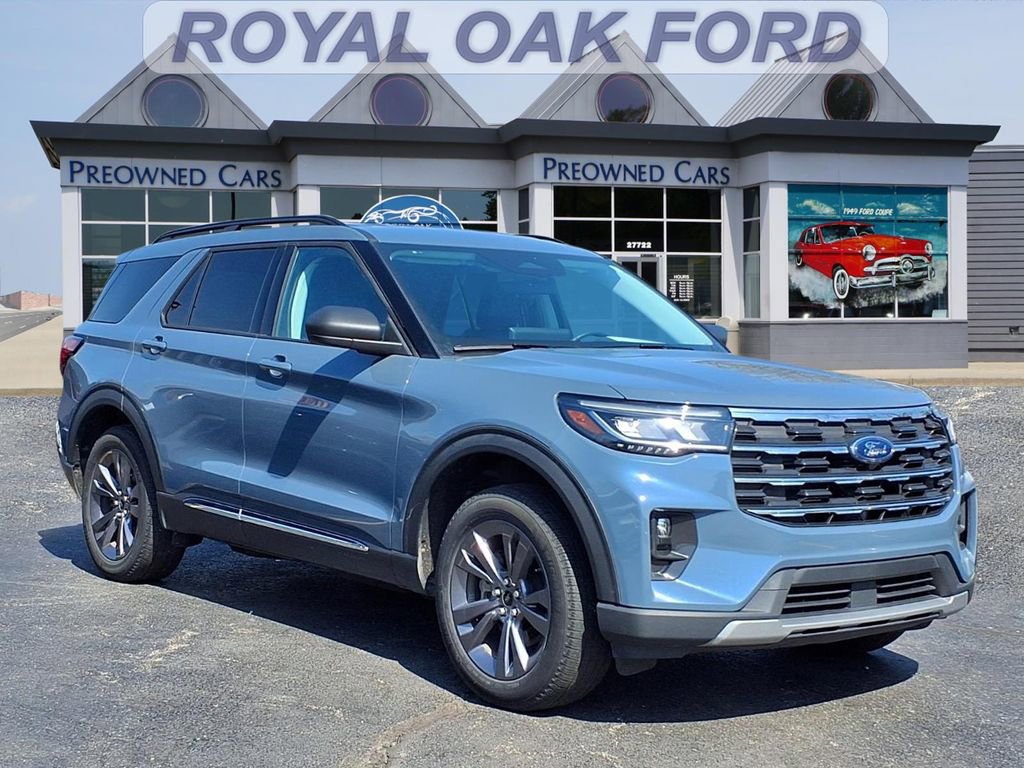 Used 2025 Ford Explorer Active w/ Active Comfort Package