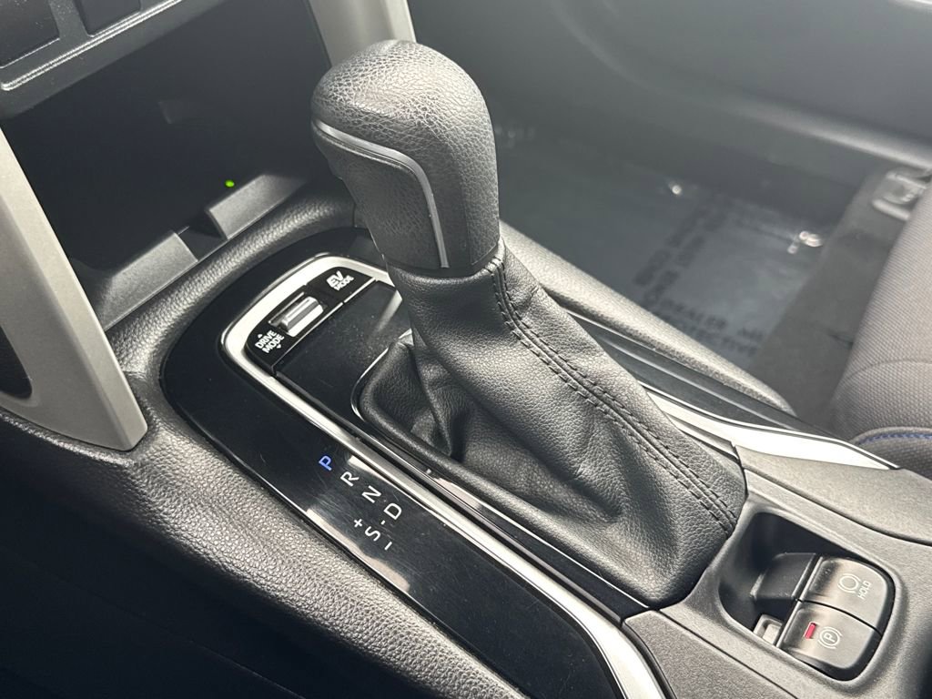 Used 2024 Toyota Corolla Cross SE w/ Moonroof Package image 27