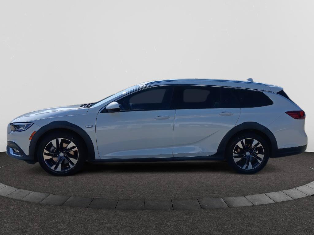 Used 2018 Buick Regal Essence w/ Driver Confidence Package #1 AWD/4WD image 4